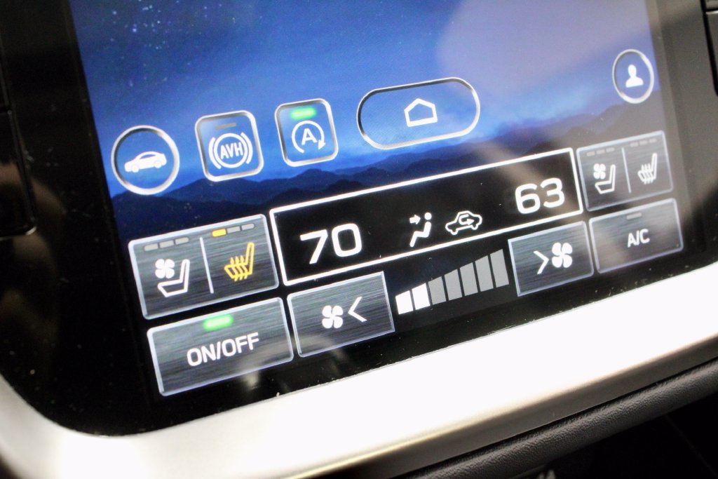 Used 2023 Subaru Outback Touring AWD/4WD image 34