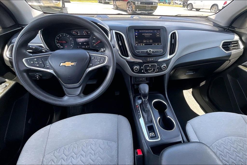 Used 2023 Chevrolet Equinox LS AWD/4WD image 15