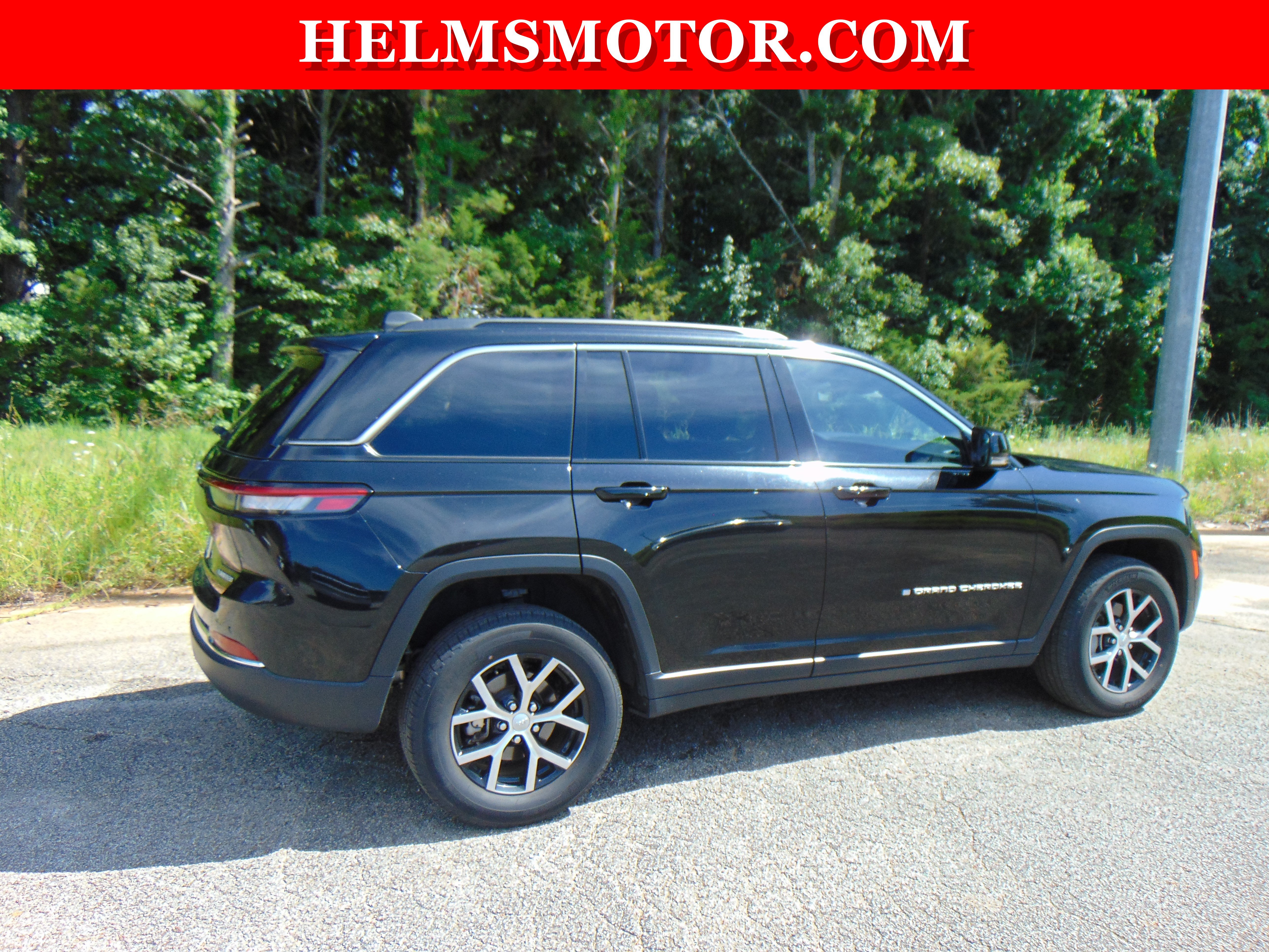 Certified 2024 Jeep Grand Cherokee Limited AWD/4WD image 18