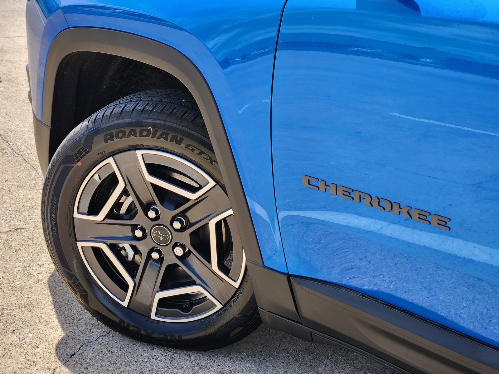 New 2026 Jeep Cherokee Laredo image 17