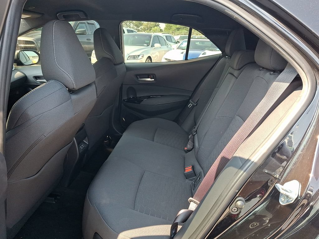 Used 2025 Toyota Corolla SE FWD image 10