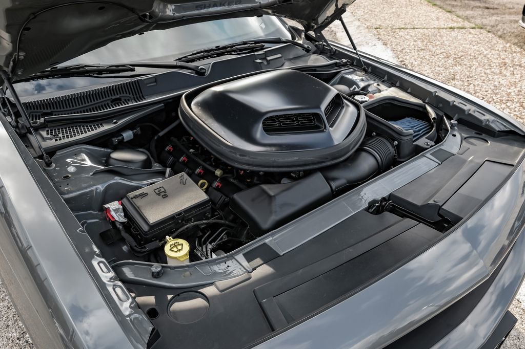 Used 2018 Dodge Challenger R/T image 51