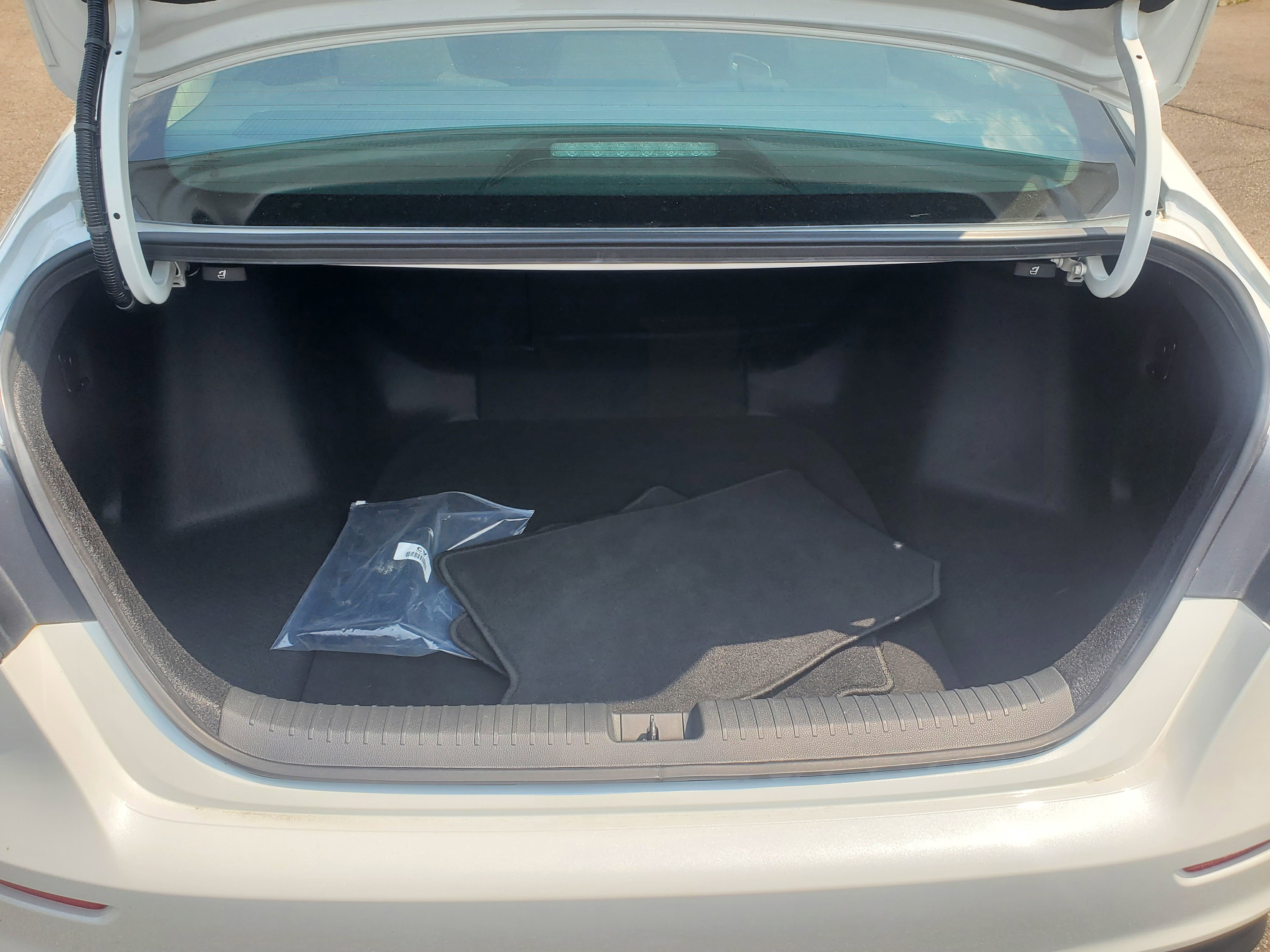 Certified 2024 Honda Accord EX image 7