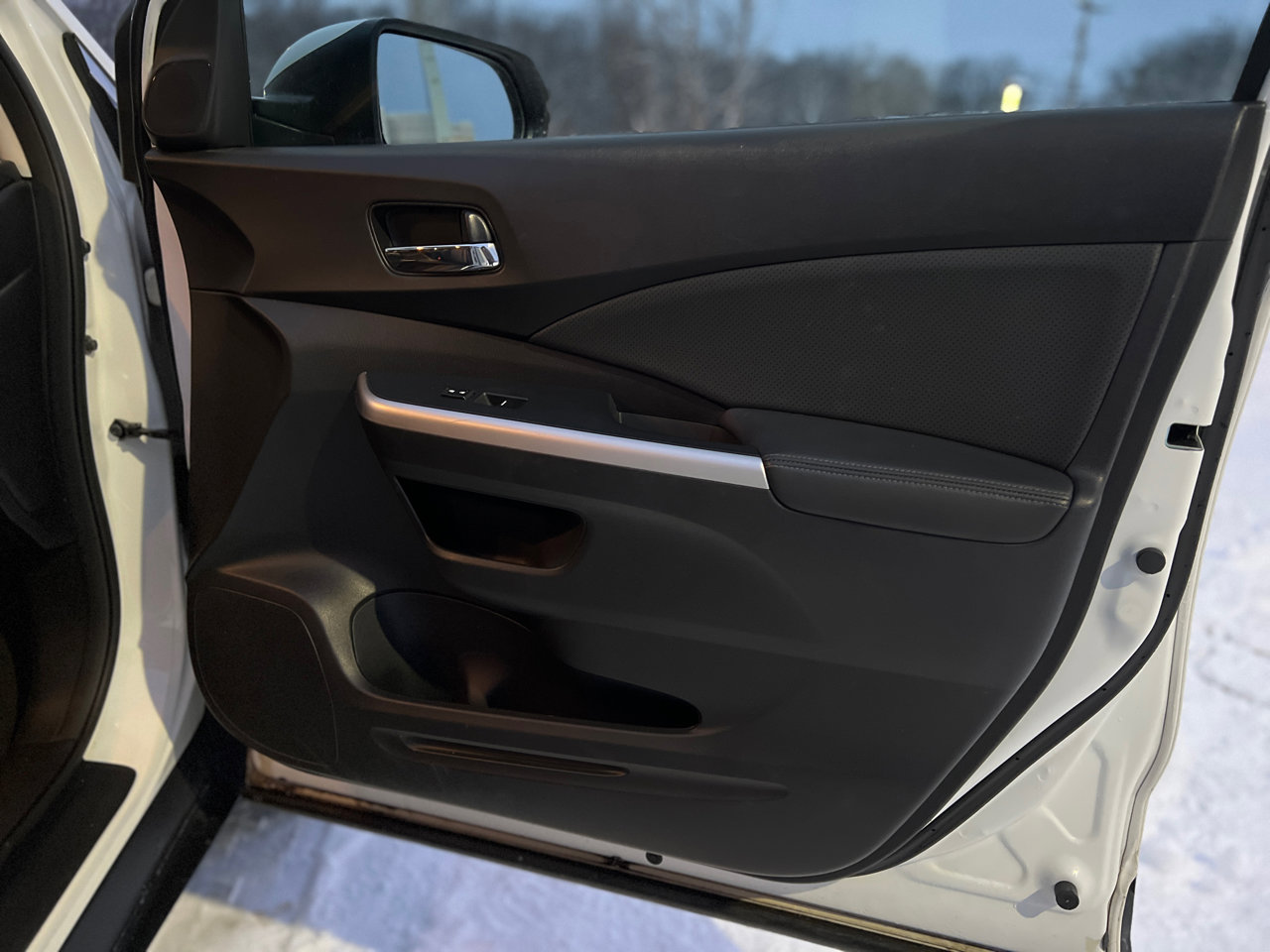 Used 2016 Honda CR-V Touring image 44