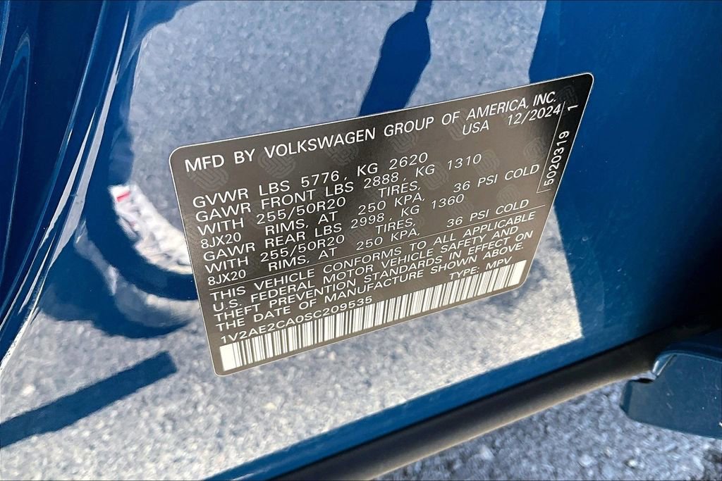 Used 2025 Volkswagen Atlas Cross Sport SEL R-Line image 33