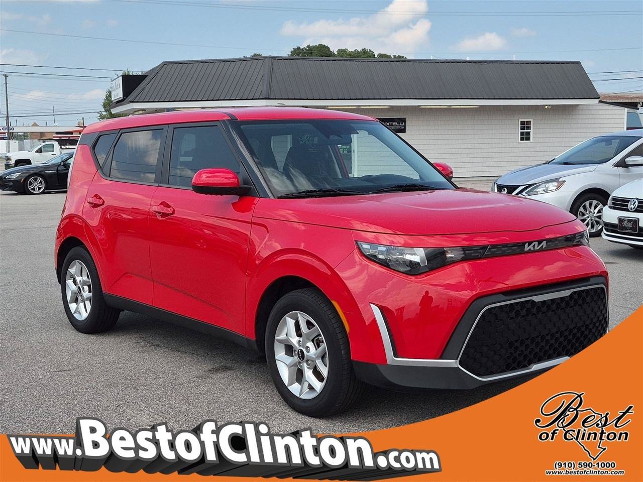 Used 2023 Kia Soul LX w/ LX Technology Package FWD image 1