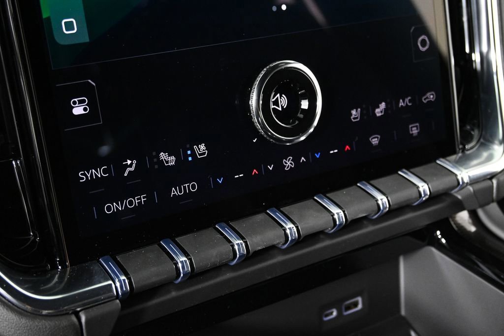 New 2026 GMC Yukon XL Elevation w/ Elevation Premium Package image 17