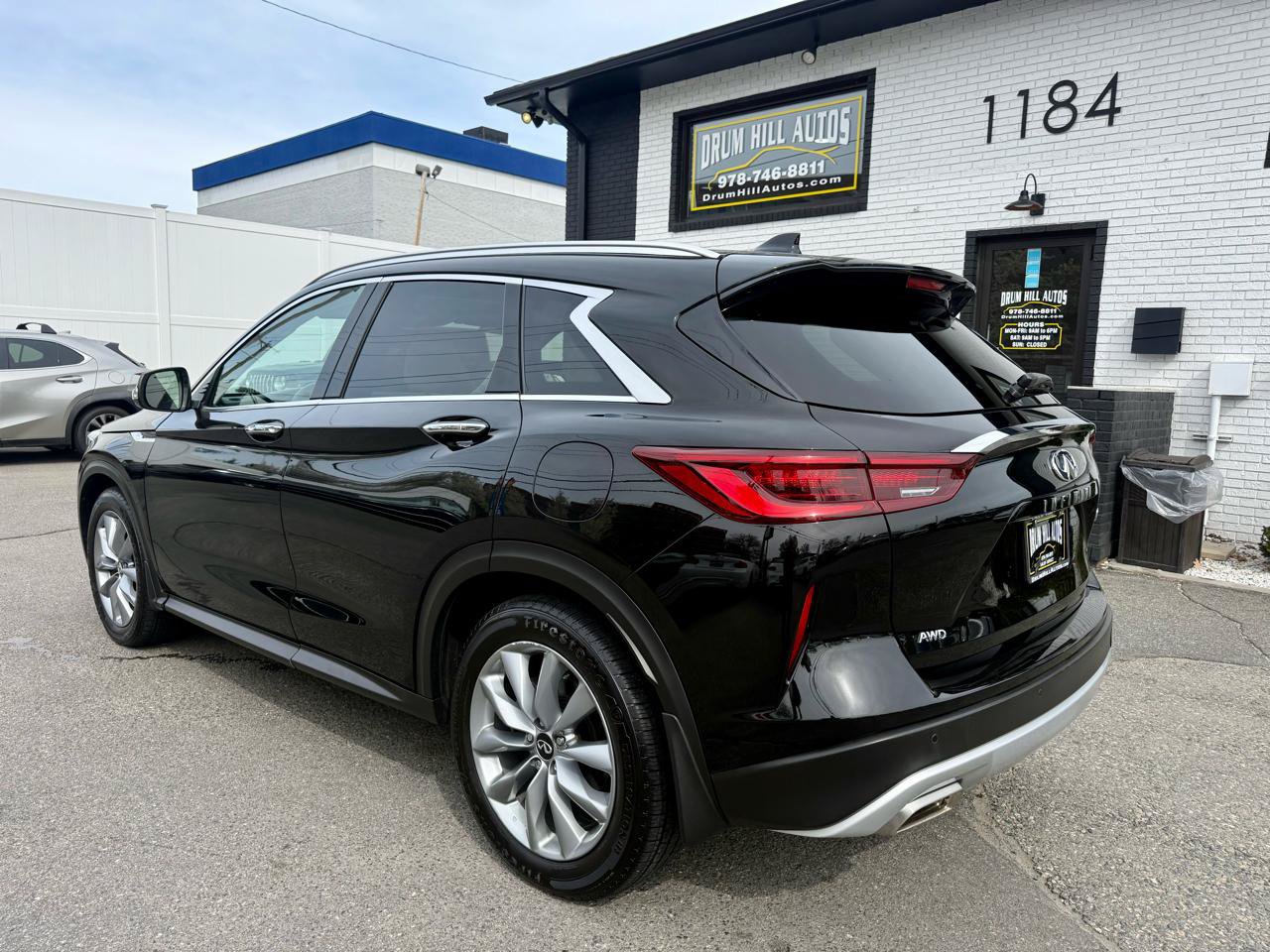 Used 2022 INFINITI QX50 Luxe w/ Cargo Package AWD/4WD image 3