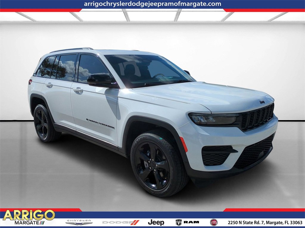Certified 2022 Jeep Grand Cherokee Altitude