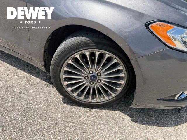 Used 2013 Ford Fusion Titanium FWD image 32