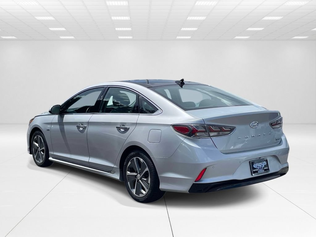 Used 2019 Hyundai Sonata Limited w/ Ultimate Package 02 FWD image 4