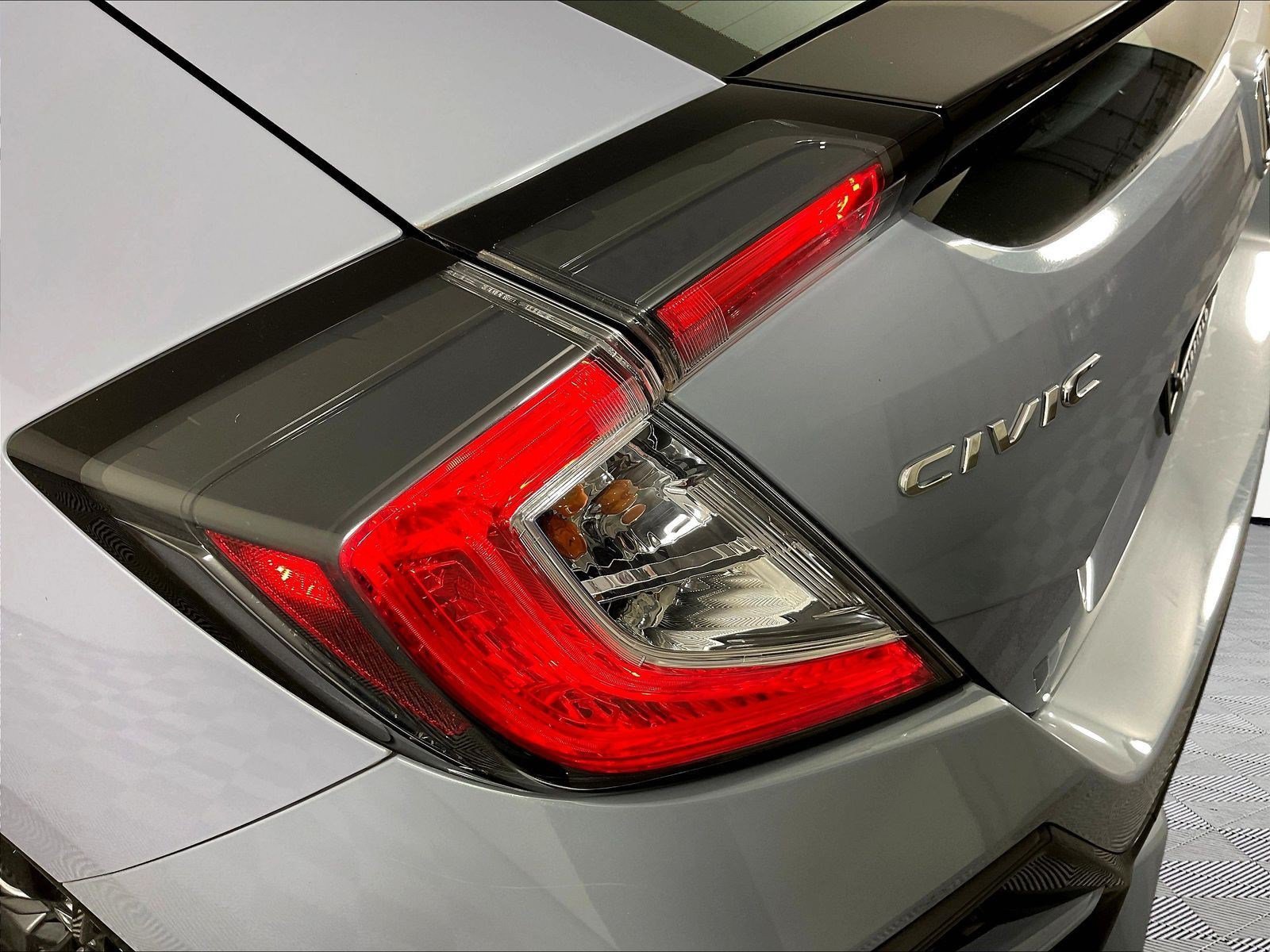 Used 2021 Honda Civic EX image 22