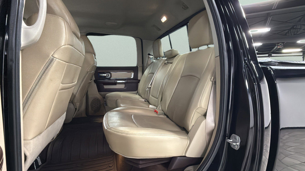 Used 2014 RAM 1500 Laramie w/ Convenience Group RWD image 33