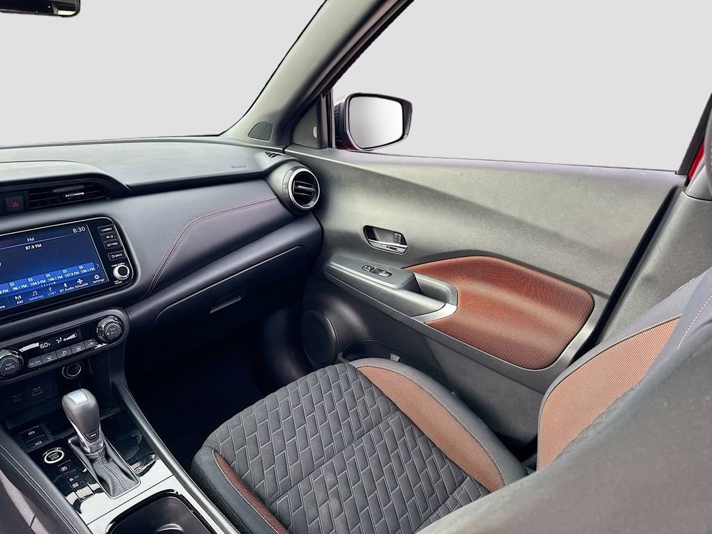Used 2022 Nissan Kicks SR image 17