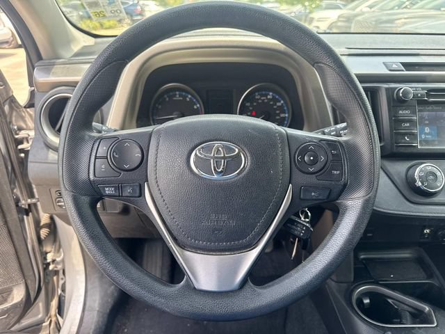 Used 2017 Toyota RAV4 LE FWD image 26
