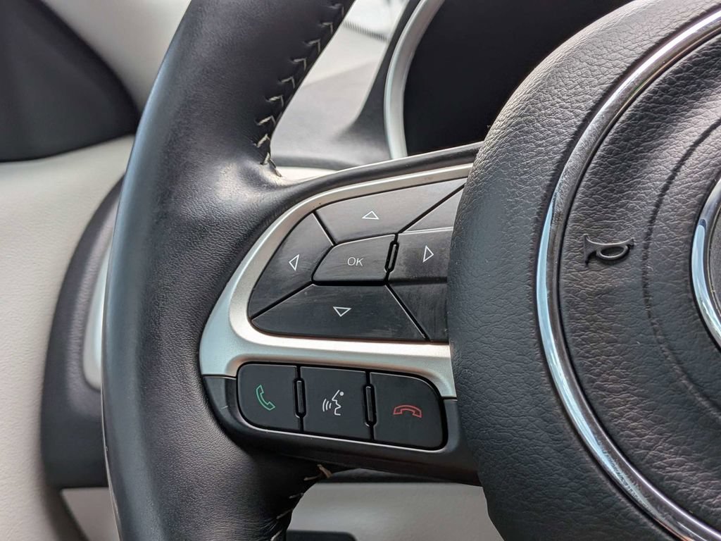 Used 2019 Jeep Compass Latitude FWD image 30