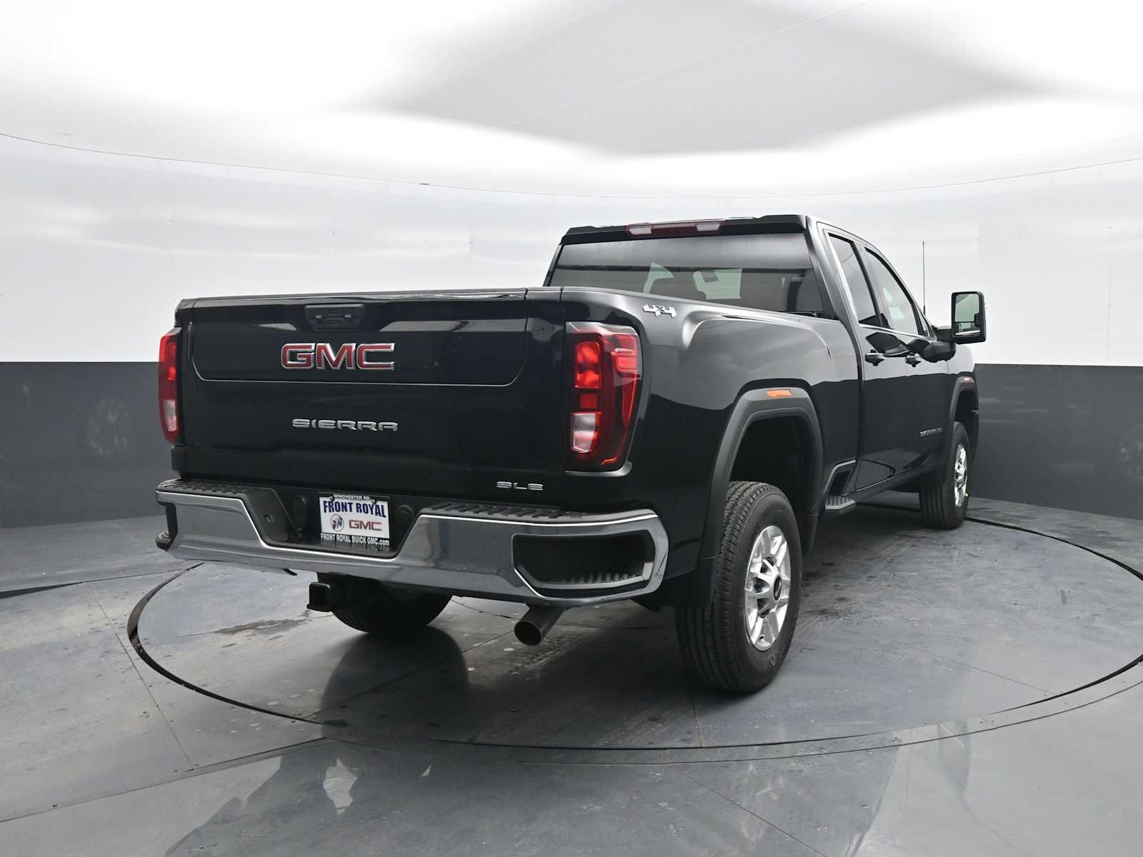New 2026 GMC Sierra 2500 SLE w/ SLE Value Package; image 7