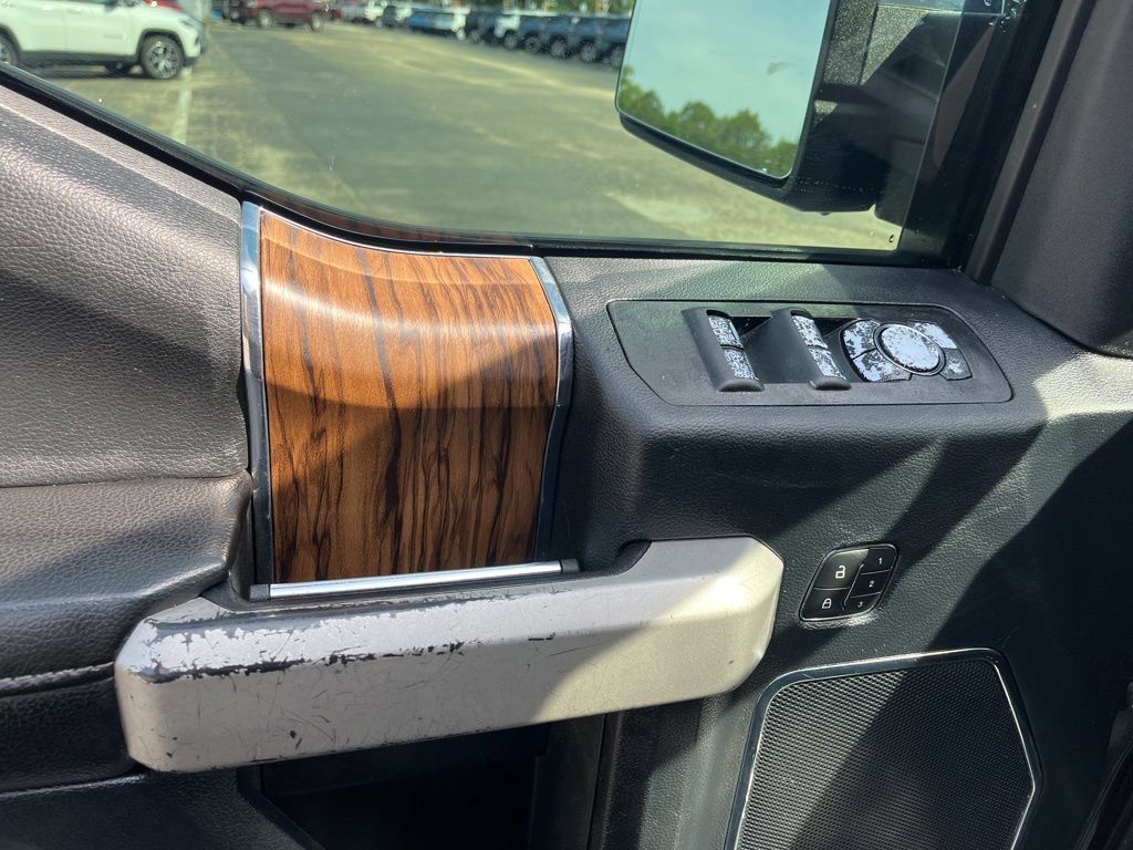 Used 2019 Ford F150 Lariat AWD/4WD image 12