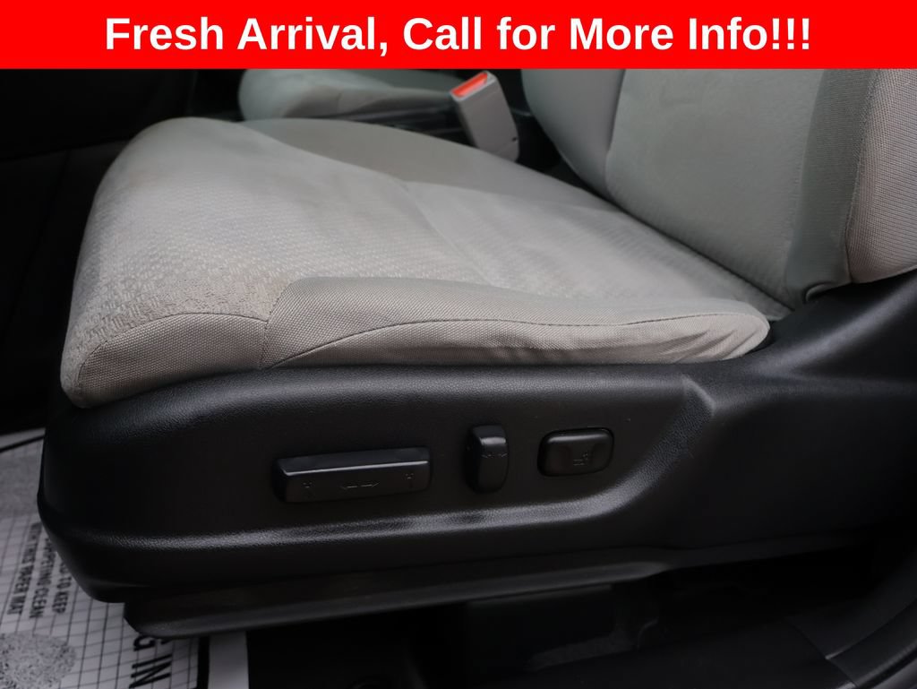 Used 2016 Honda CR-V EX image 16
