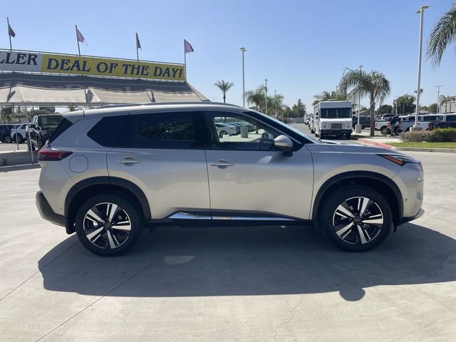 Used 2023 Nissan Rogue Platinum FWD image 9