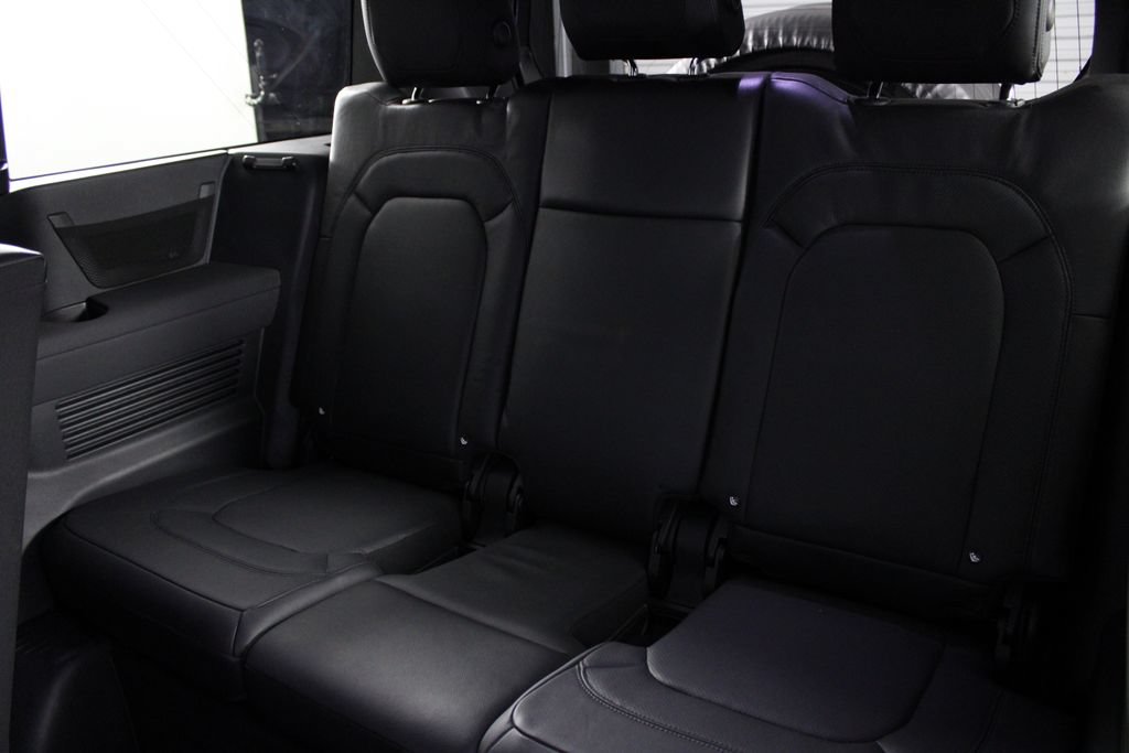 Used 2023 Land Rover Defender 130 S AWD/4WD image 21