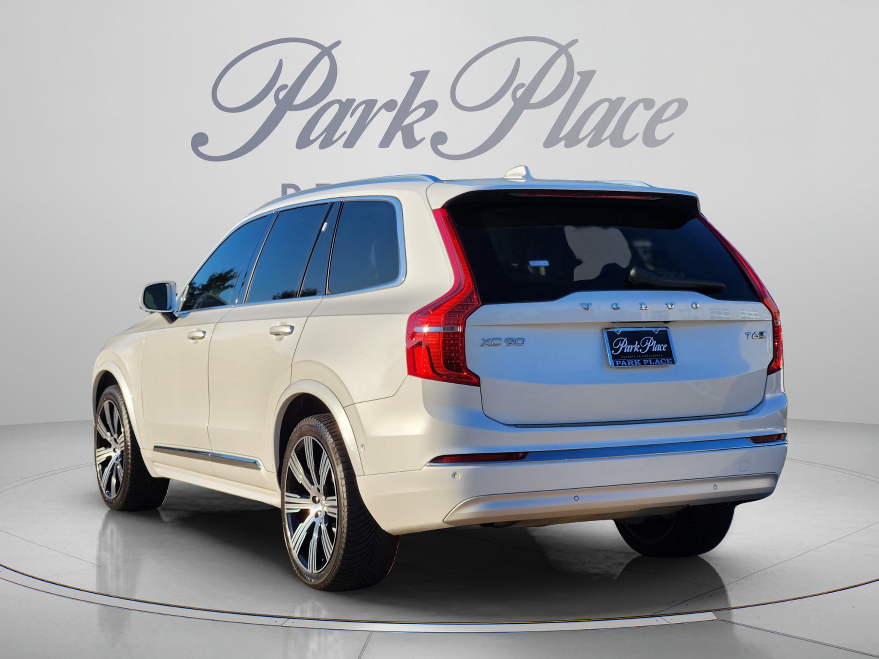Used 2022 Volvo XC90 T6 Inscription AWD/4WD image 3