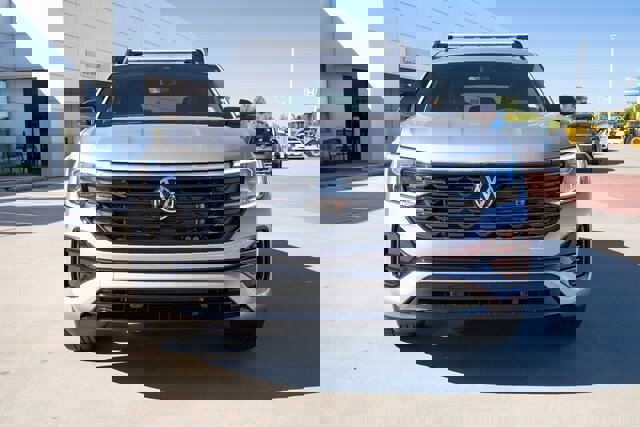 New 2026 Volkswagen Atlas Cross Sport SEL R-Line image 9