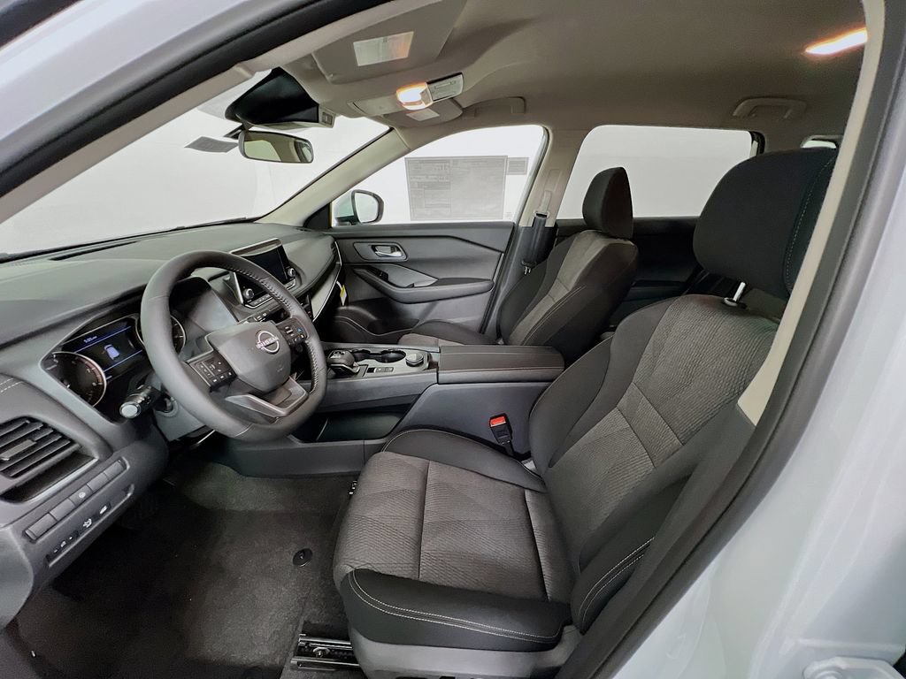 New 2026 Nissan Rogue SV AWD/4WD image 19