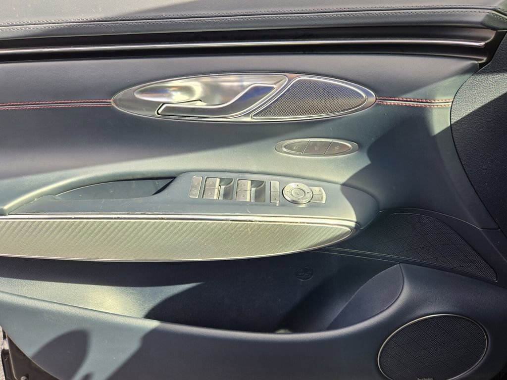 Used 2023 Genesis GV70 2.5T w/ Sport Prestige Package image 29