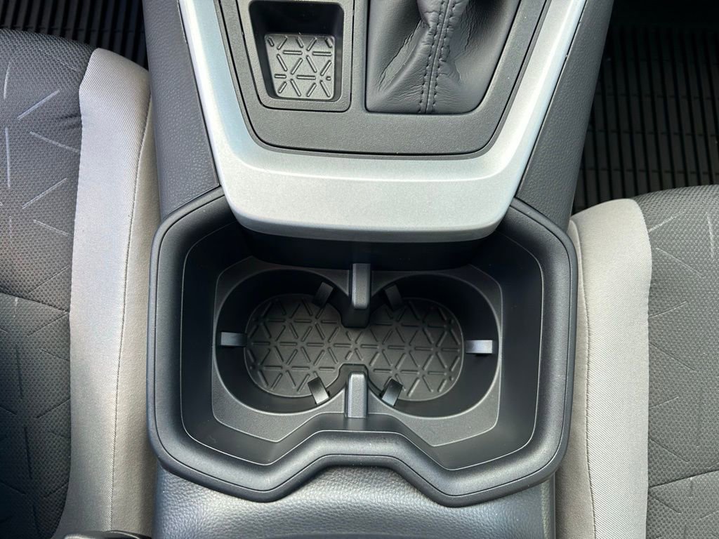 Used 2025 Toyota RAV4 XLE w/ Convenience Package image 23