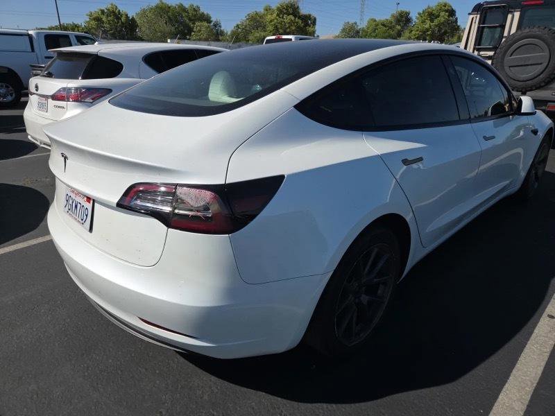 Used 2023 Tesla Model 3 Standard Range RWD image 2