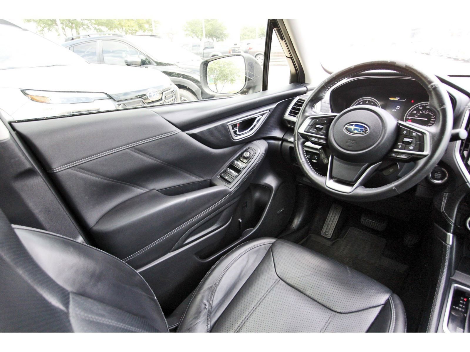 Used 2021 Subaru Forester Limited image 8
