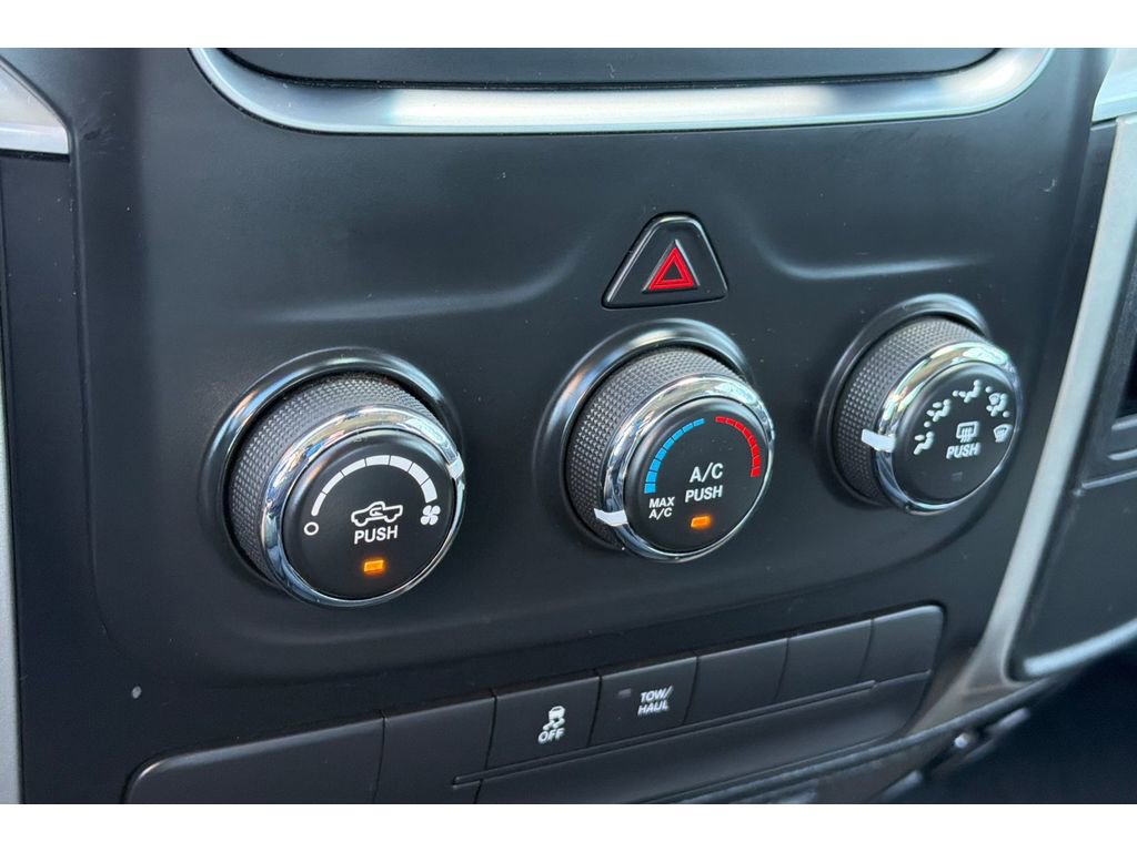 Used 2017 RAM 1500 Classic SLT image 21