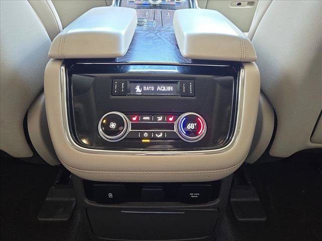 Used 2020 Lincoln Navigator L Reserve w/ Luxury Package AWD/4WD image 18