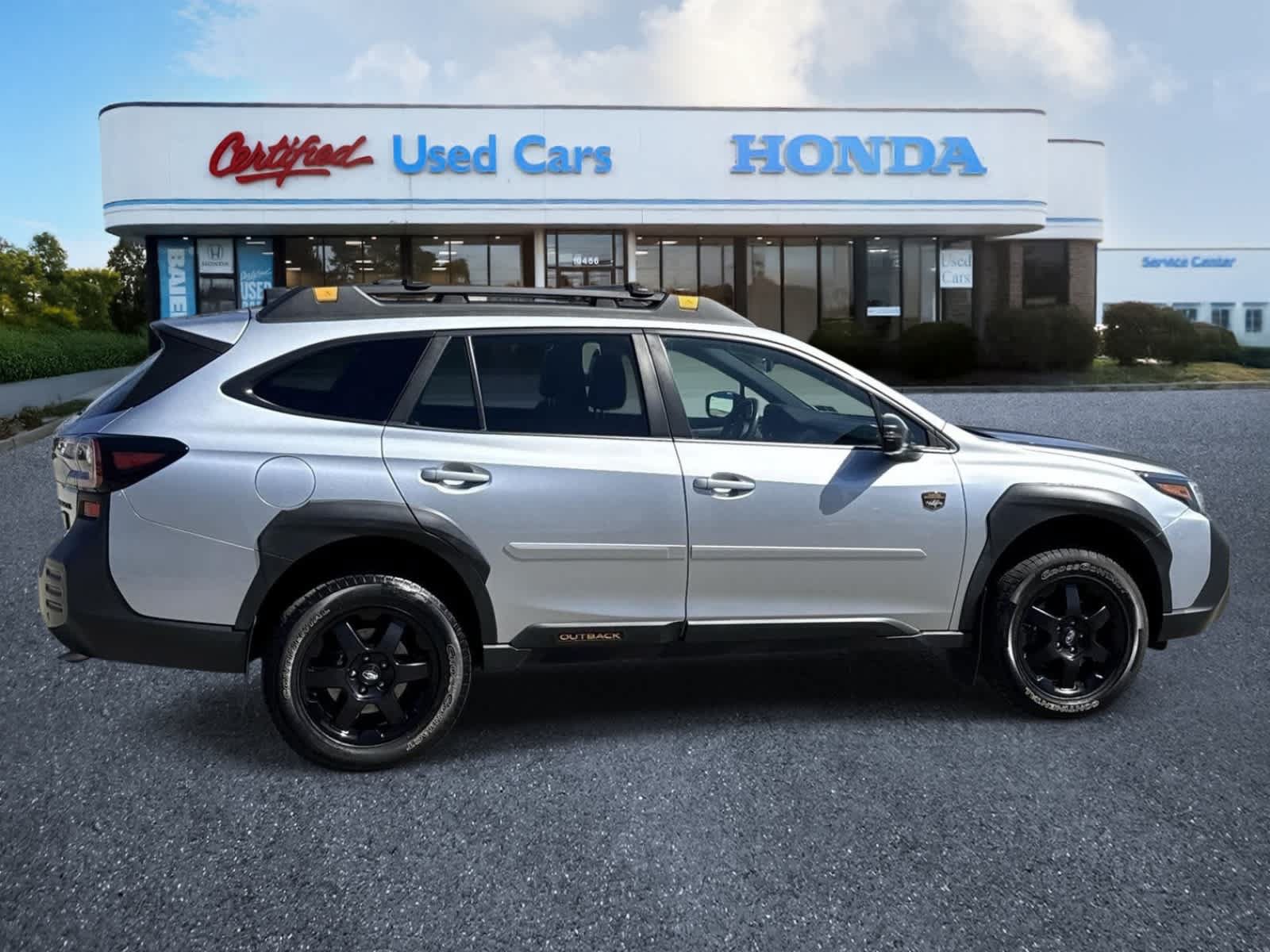 Used 2023 Subaru Outback Wilderness AWD/4WD image 6