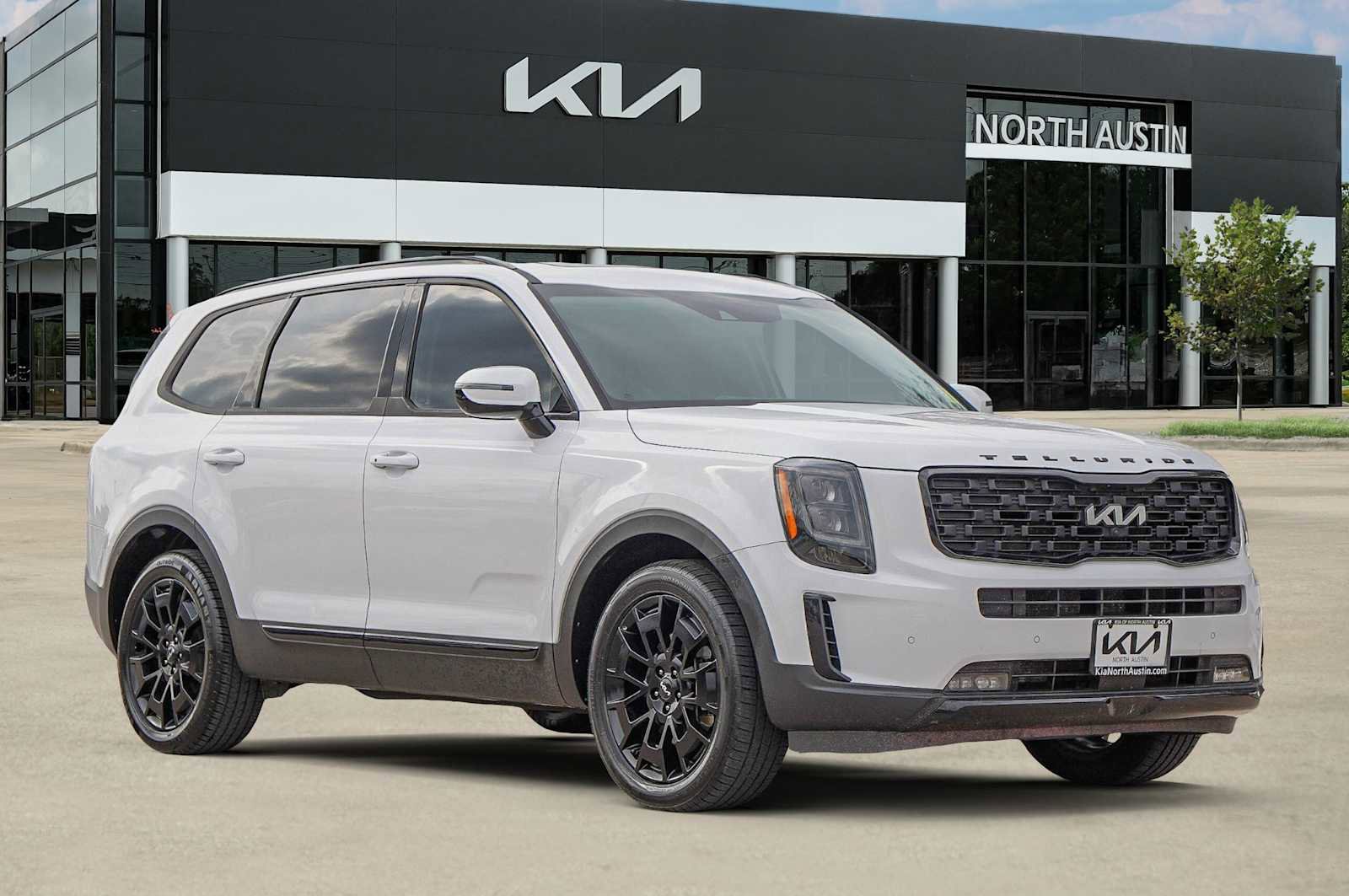 Certified 2022 Kia Telluride SX w/ SX Prestige Package image 8