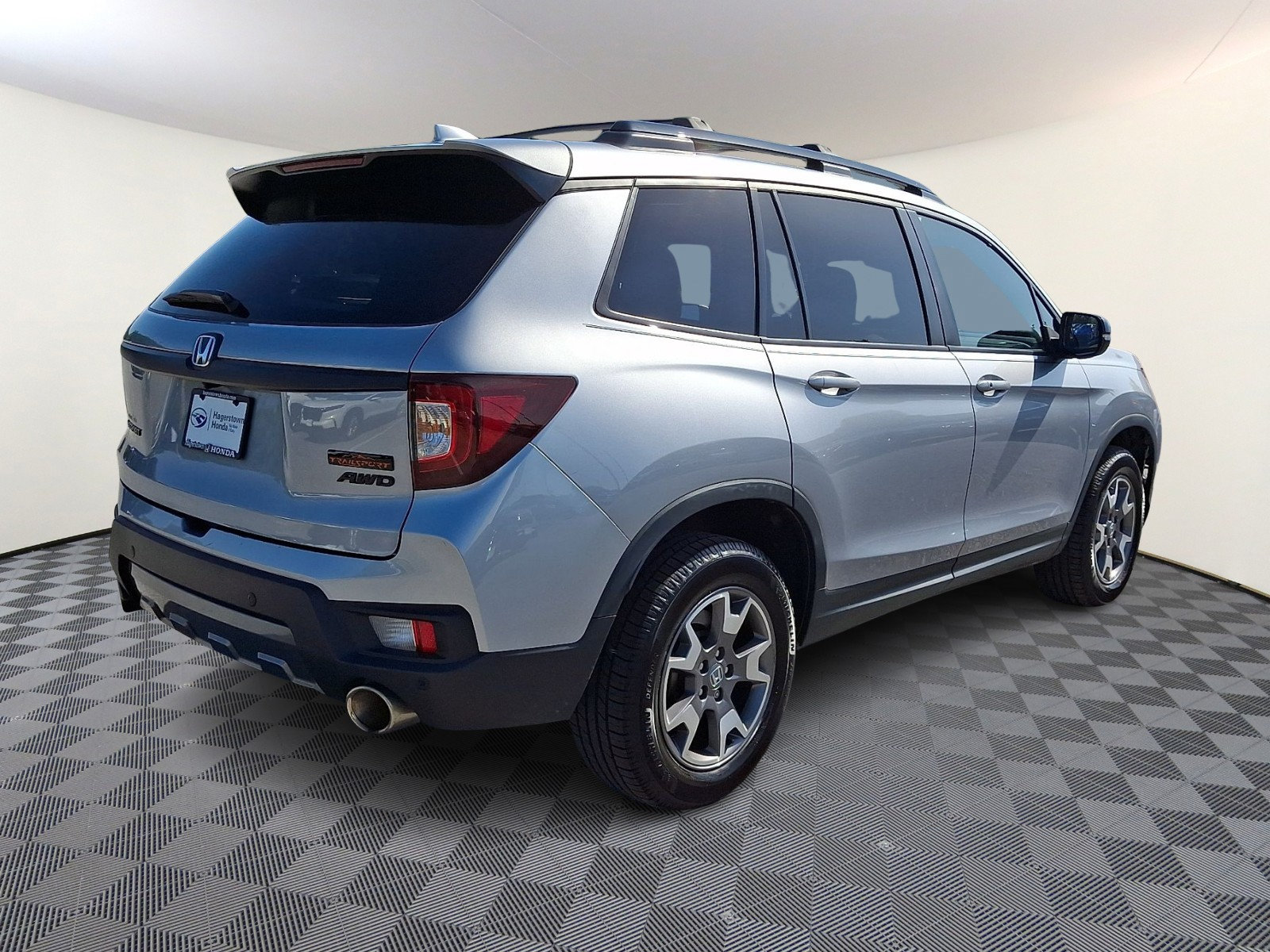 Used 2023 Honda Passport TrailSport image 6
