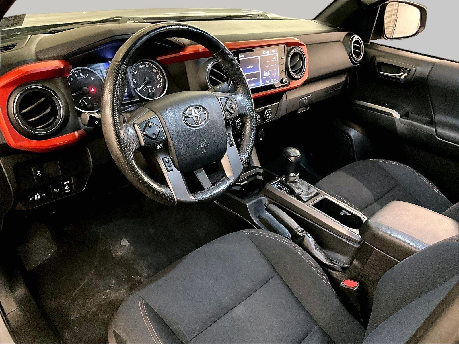 Used 2020 Toyota Tacoma TRD Off-Road AWD/4WD image 13