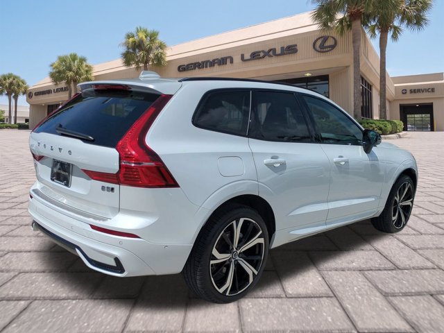 Used 2025 Volvo XC60 B5 Ultra w/ Protection Package Premier AWD/4WD image 4