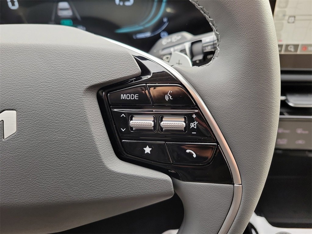 New 2026 Kia Niro EX image 27