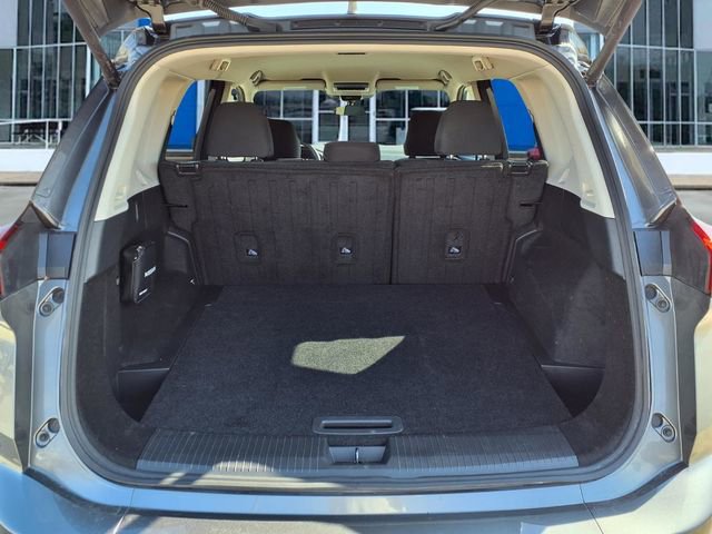 Used 2025 Nissan Rogue SV image 24