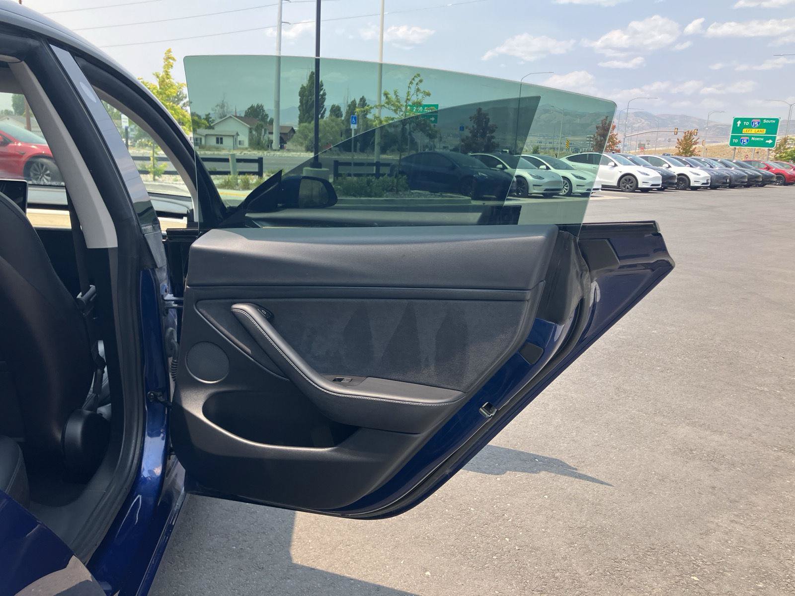 Used 2021 Tesla Model 3 Performance AWD/4WD image 26