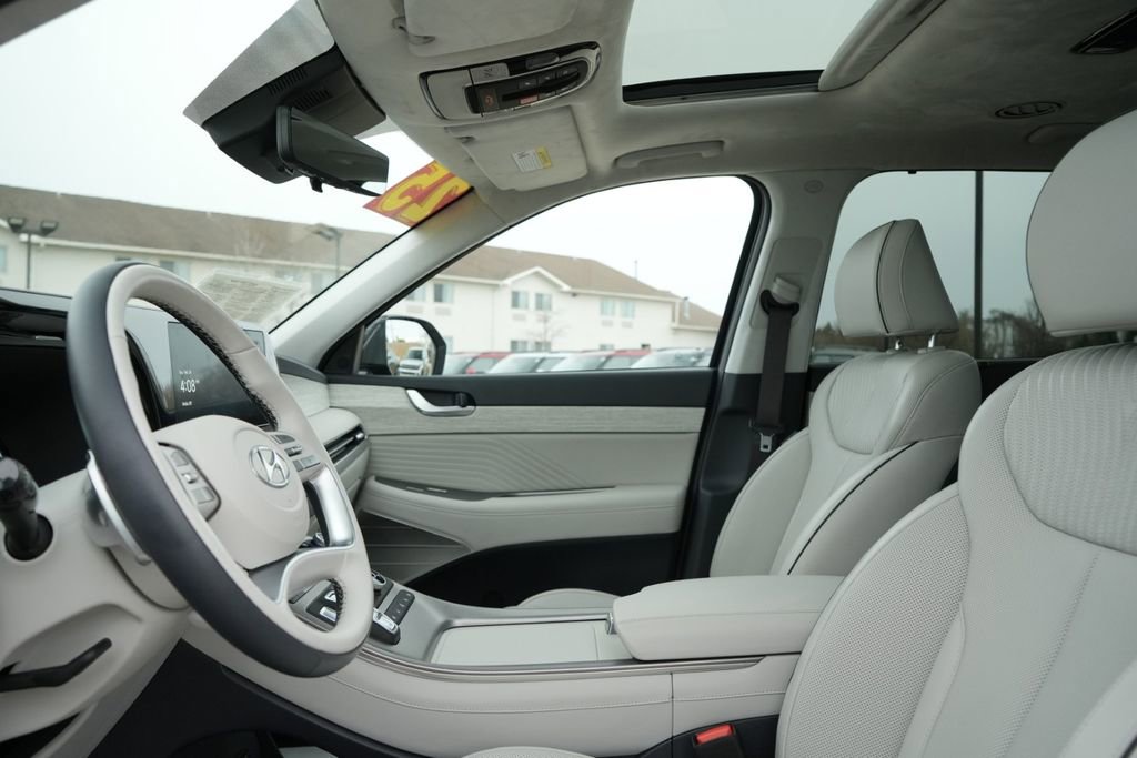 Used 2025 Hyundai Palisade Calligraphy image 34