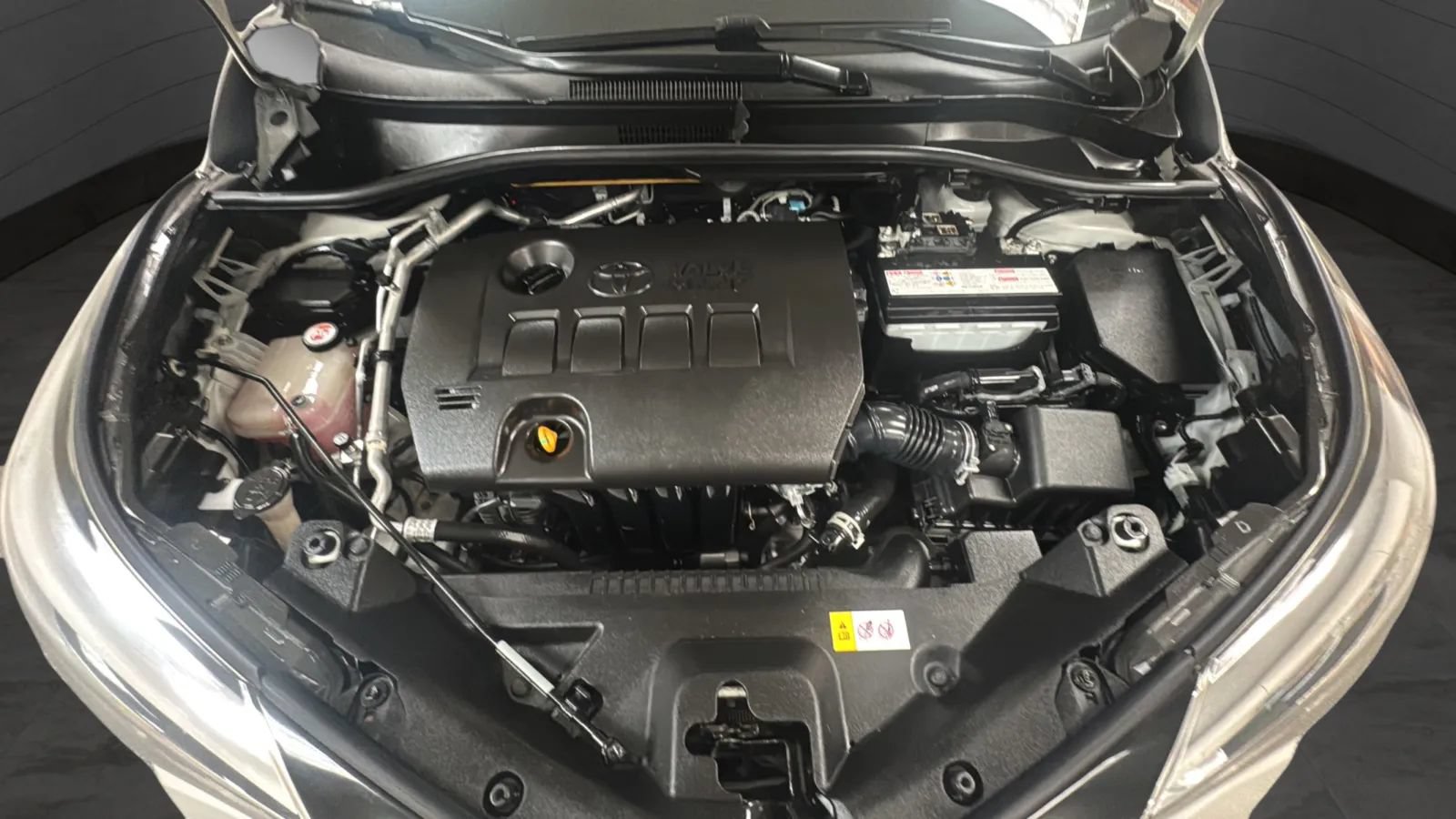 Used 2021 Toyota C-HR XLE FWD image 26