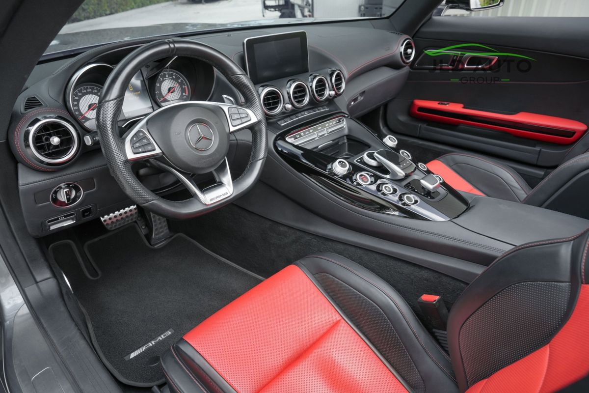Used 2019 Mercedes-Benz AMG GT Roadster image 13