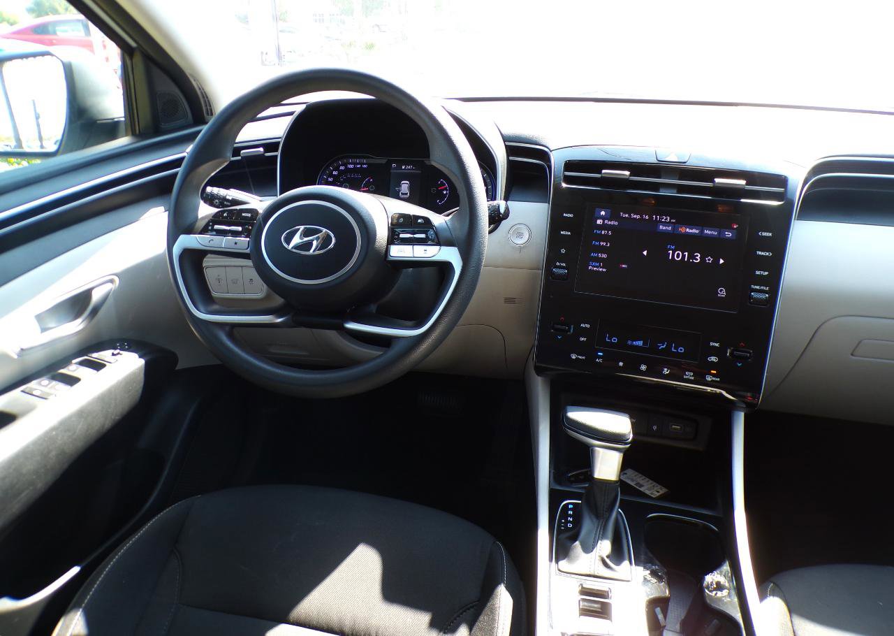 Used 2024 Hyundai Tucson SEL FWD image 11