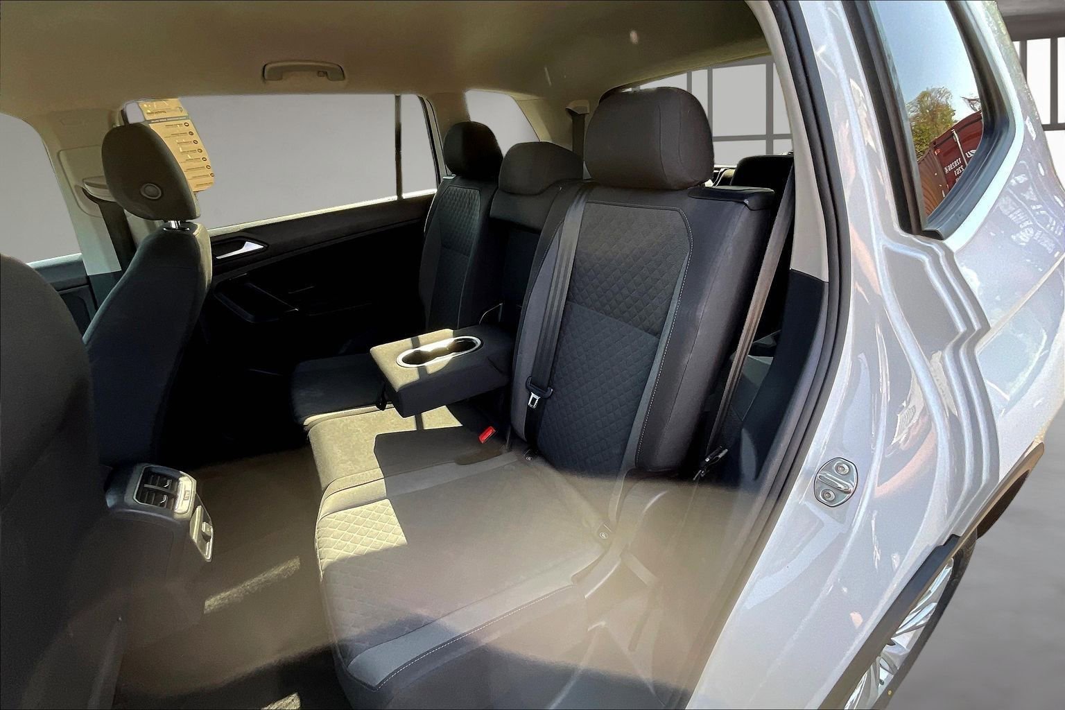 Used 2020 Volkswagen Tiguan S image 22