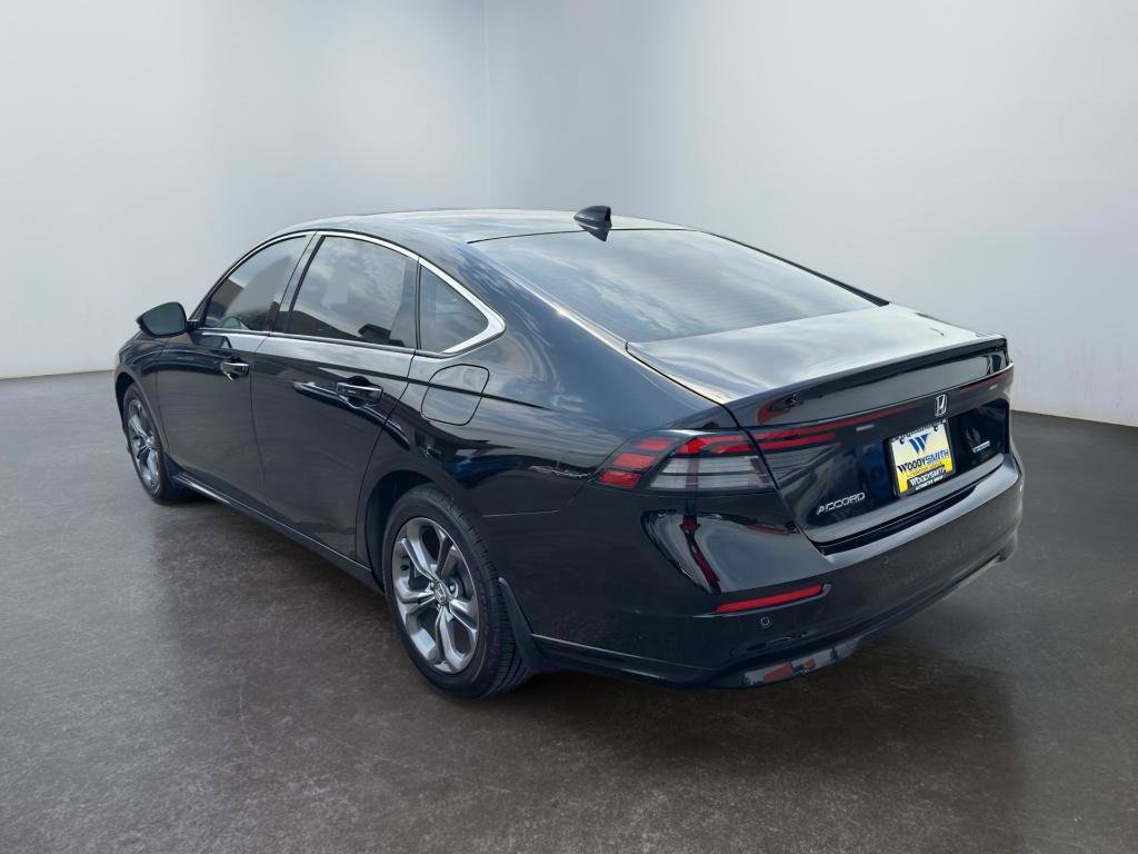 Used 2023 Honda Accord EX-L image 7
