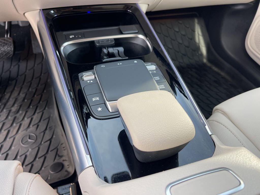 Used 2023 Mercedes-Benz GLA 250 4MATIC image 16