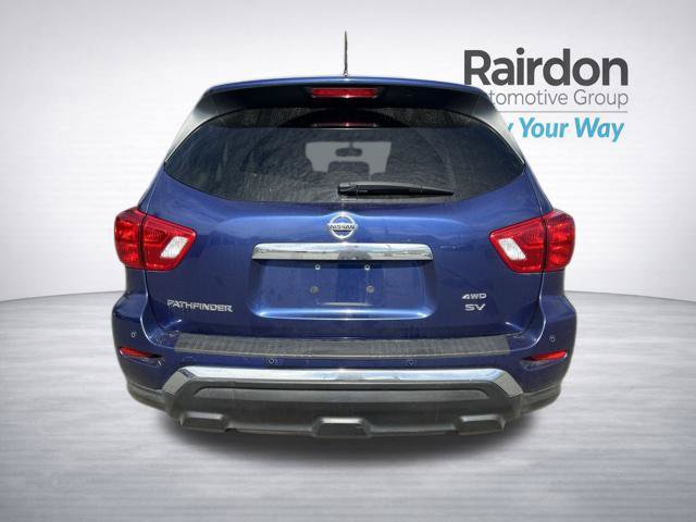 Used 2018 Nissan Pathfinder SV AWD/4WD image 6